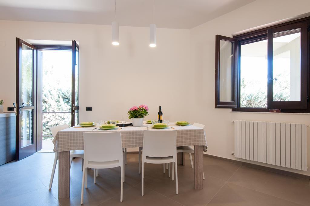 Chez-Antoinette Villa Castel Del Monte  Ruang foto